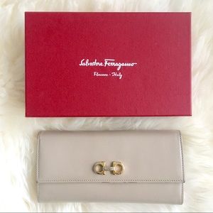 FINAL: Beige & Gold Ferragamo Wallet